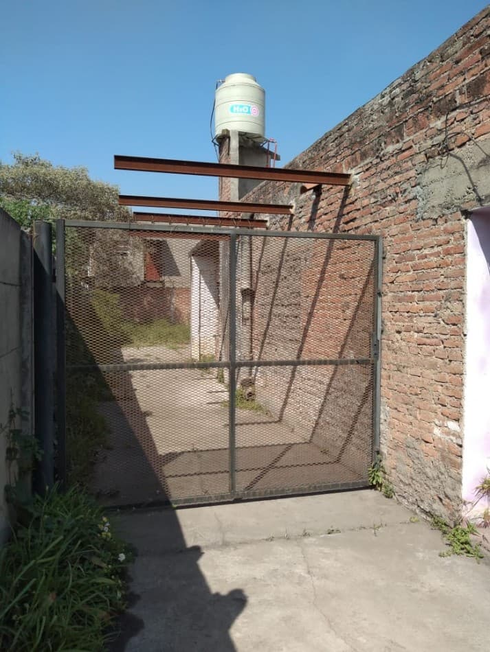 B° EL CORTE, CALLE JUAN BAUTISTA ALBERDI, ALDERETES - Vista 2